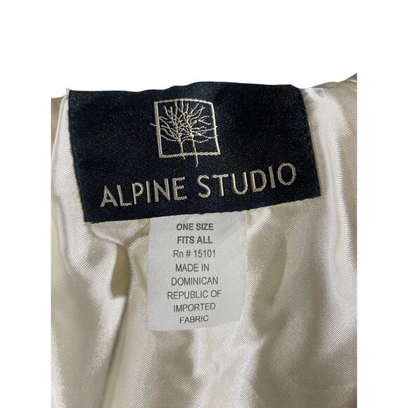 Alpine Studio White Faux Fur Cape Dinner Cocktail Evening Wear - Picture 5 of 6